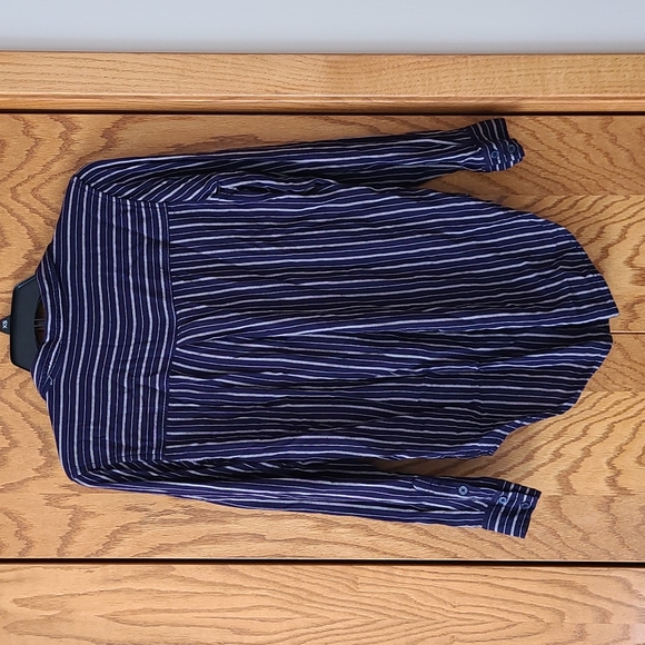 Universal Thread blouse, navy blue and white size XSmall - Picture 4 of 5